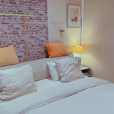 Cozy Paris Apartment Exterior foto